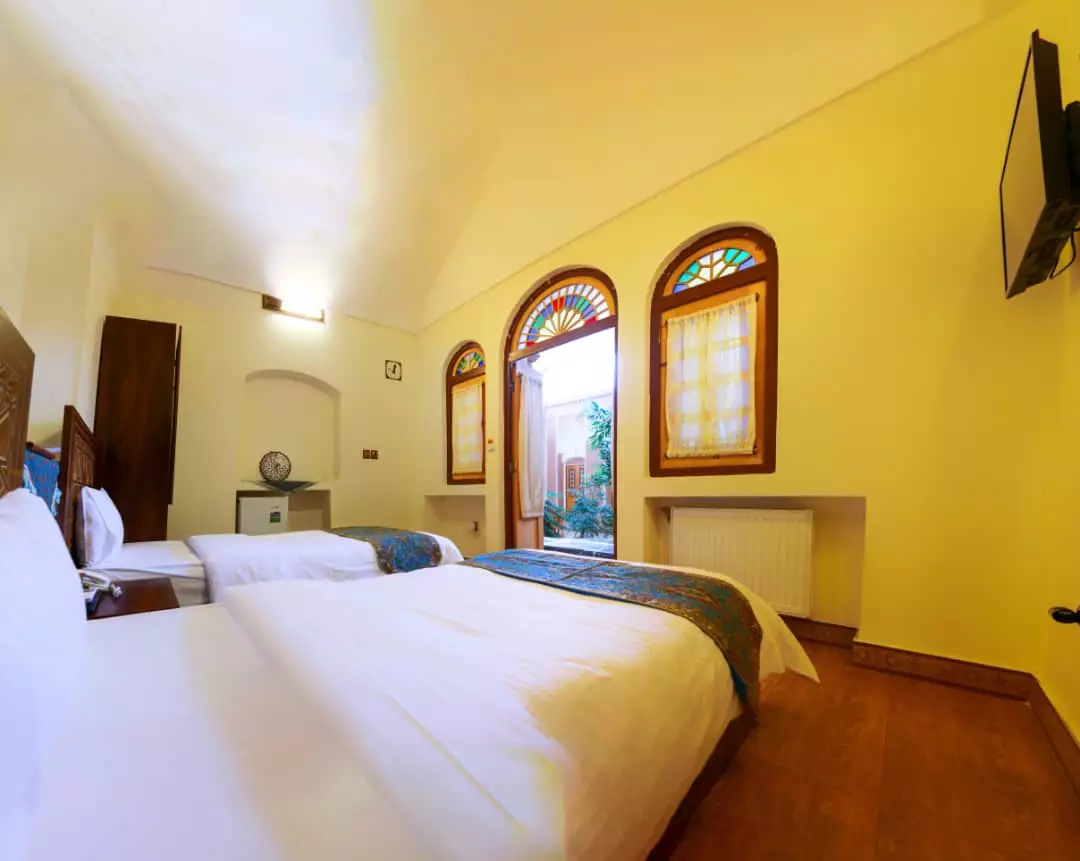 Alibaba https://cdn.alibaba.ir/ostorage/hotel-accommodation-images/6819b9d9f6e8766ef96f5215_دو تخته تویین.webp